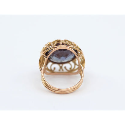 Large 18K Yellow Gold Purple Colored Stone Filigree Ring