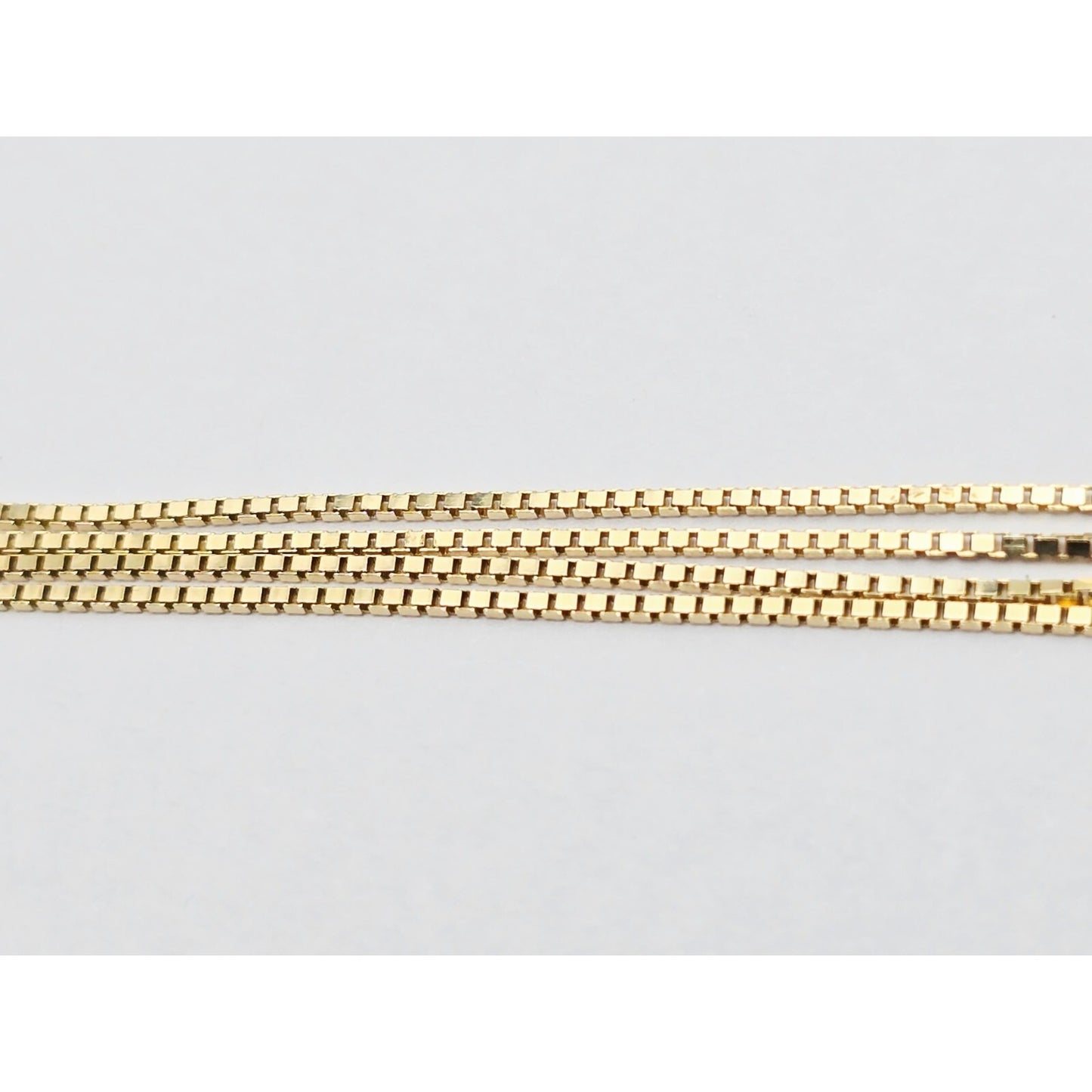 14K Yellow Gold Round Diamond Resizable Box Link Chain Necklace