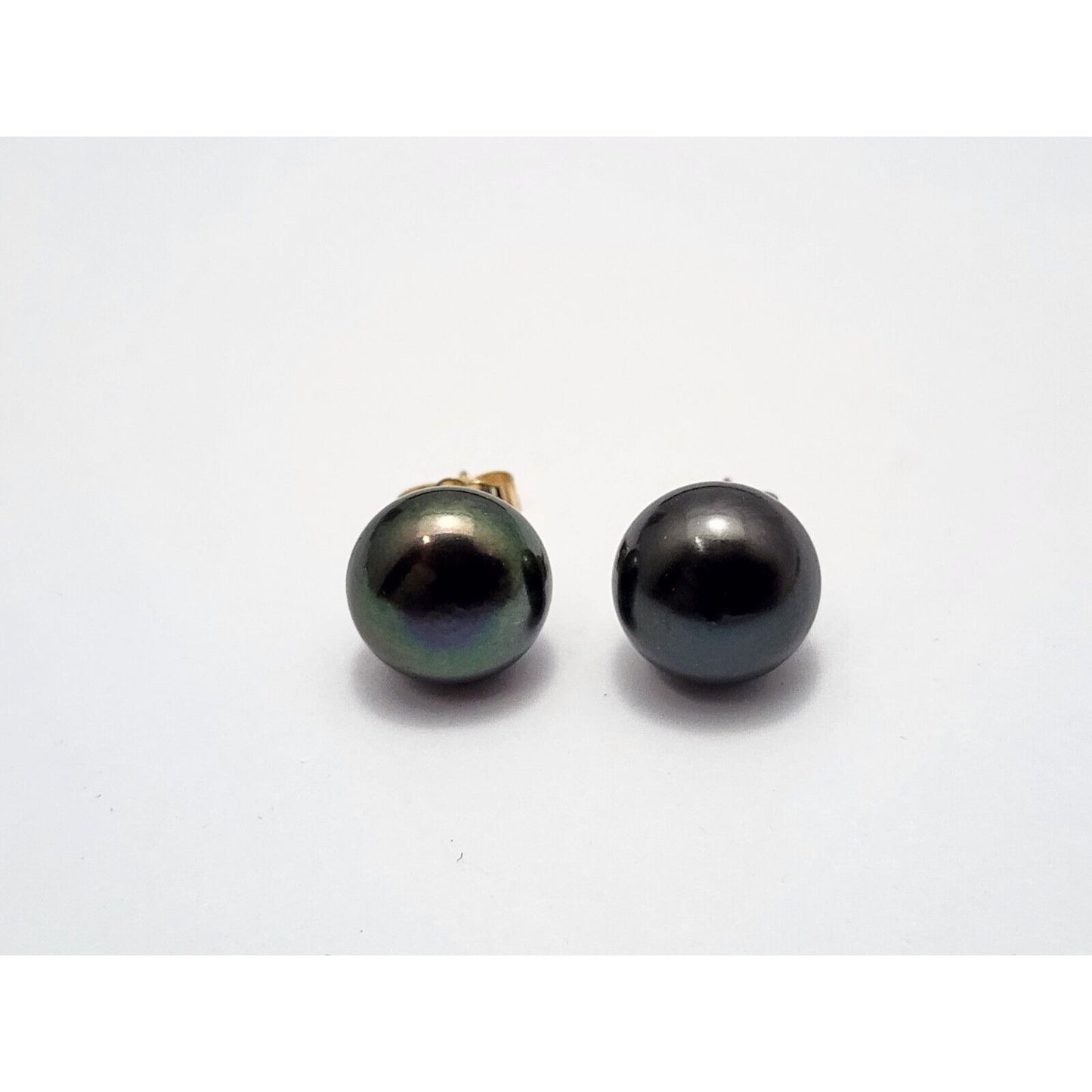 14K Yellow Gold Tahitian Pearl Stud Earrings