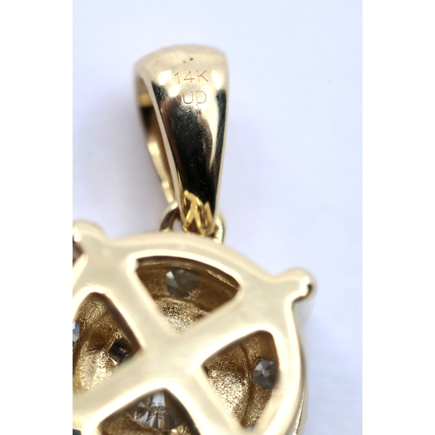 14K Yellow Gold Round Shaped Diamond Charm Pendant