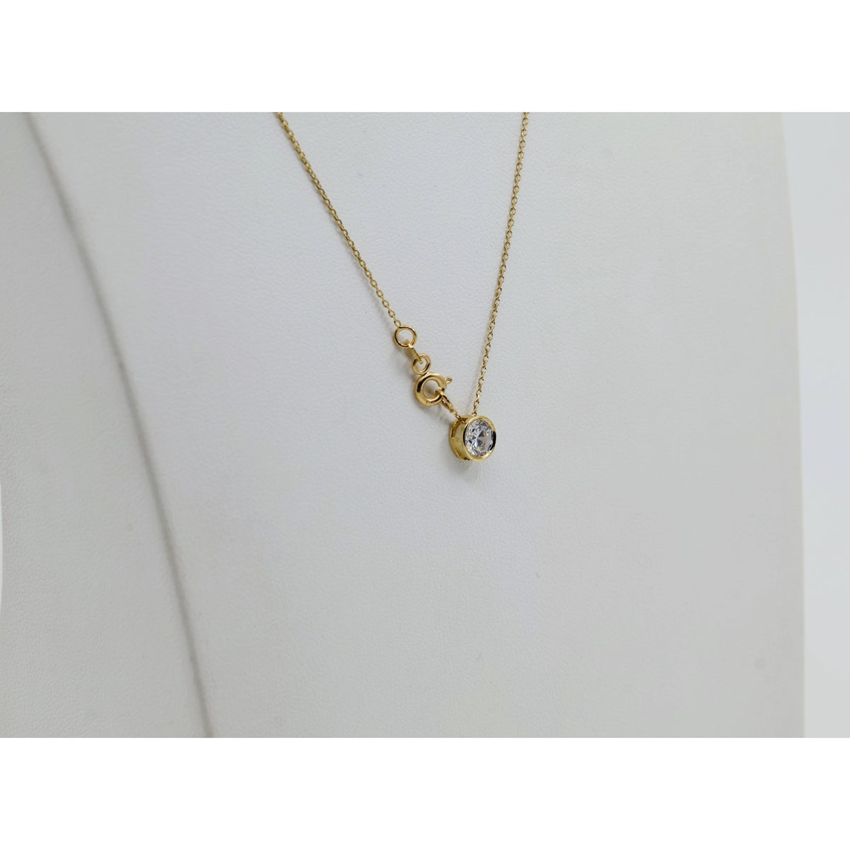 14K Yellow Gold Round Cut Solitaire Bezel Set CZ Pendant Chain Necklace