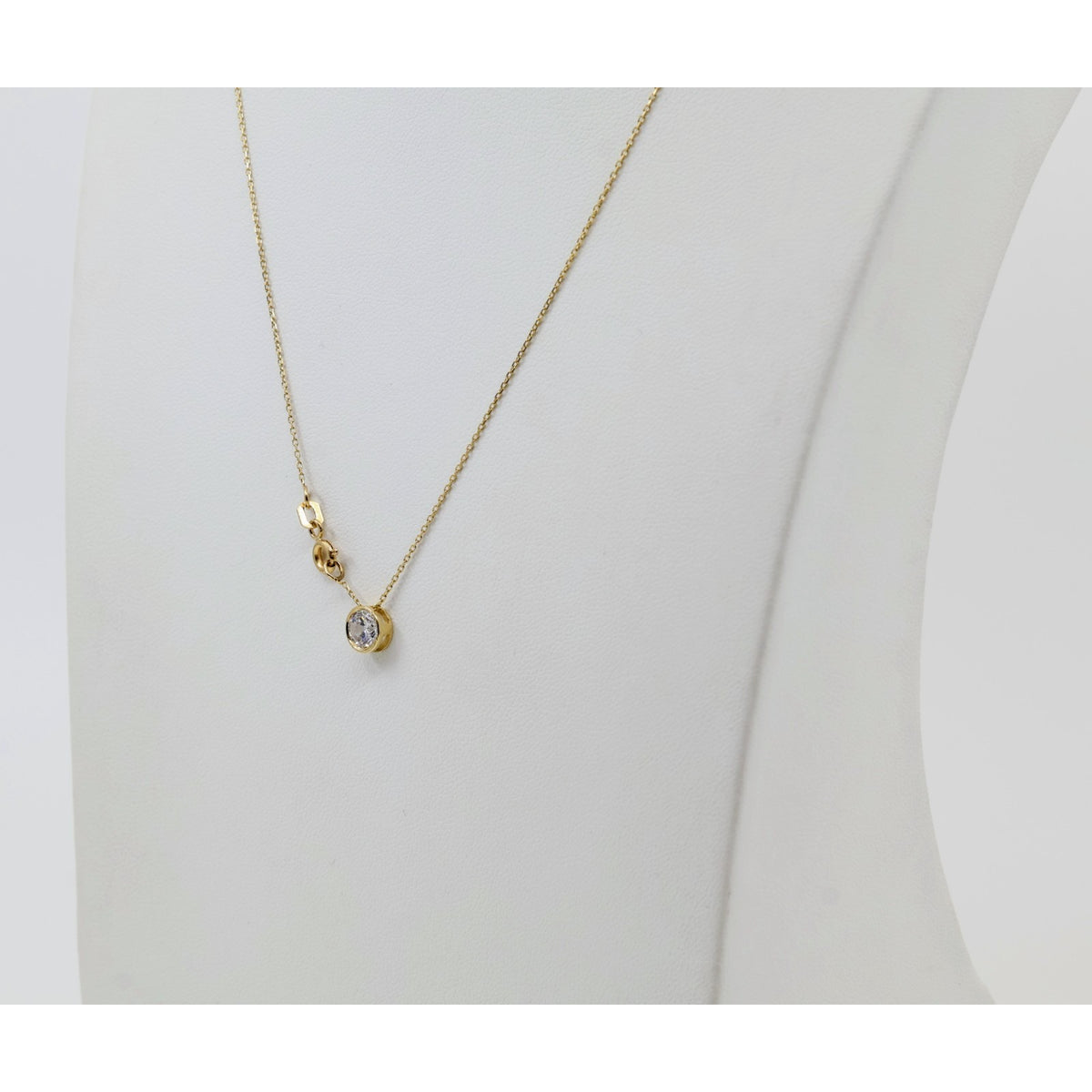14K Yellow Gold Round Cut Solitaire Bezel Set CZ Pendant Chain Necklace