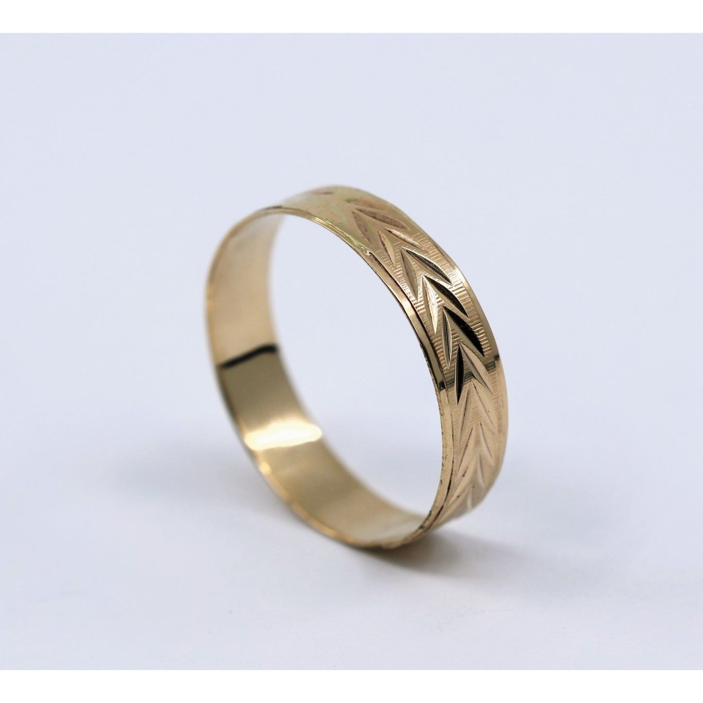 10K Yellow Gold Diamond Cut Wheat Pattern Wedding Band Ring