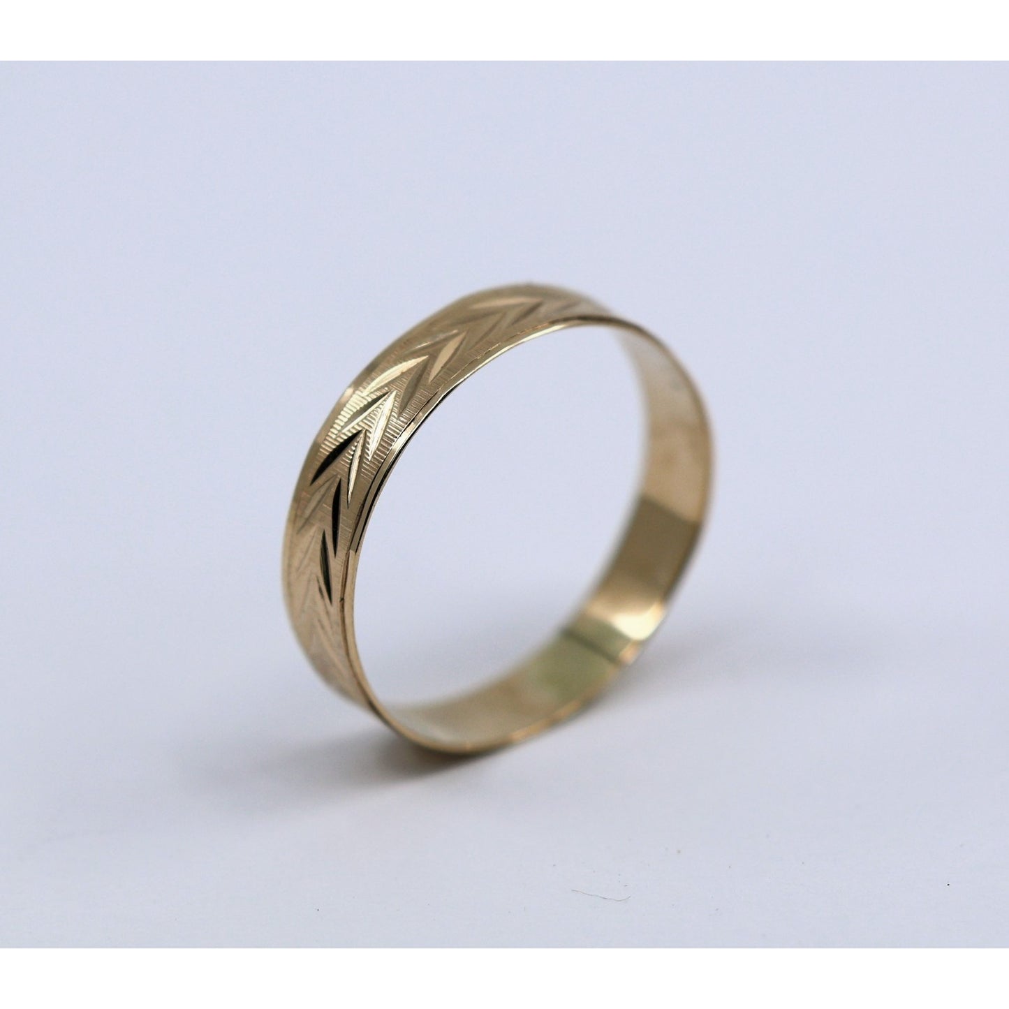 10K Yellow Gold Diamond Cut Wheat Pattern Wedding Band Ring