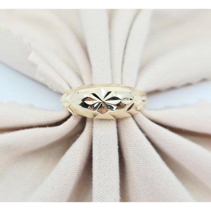 14K Yellow Gold Diamond Cut Ring