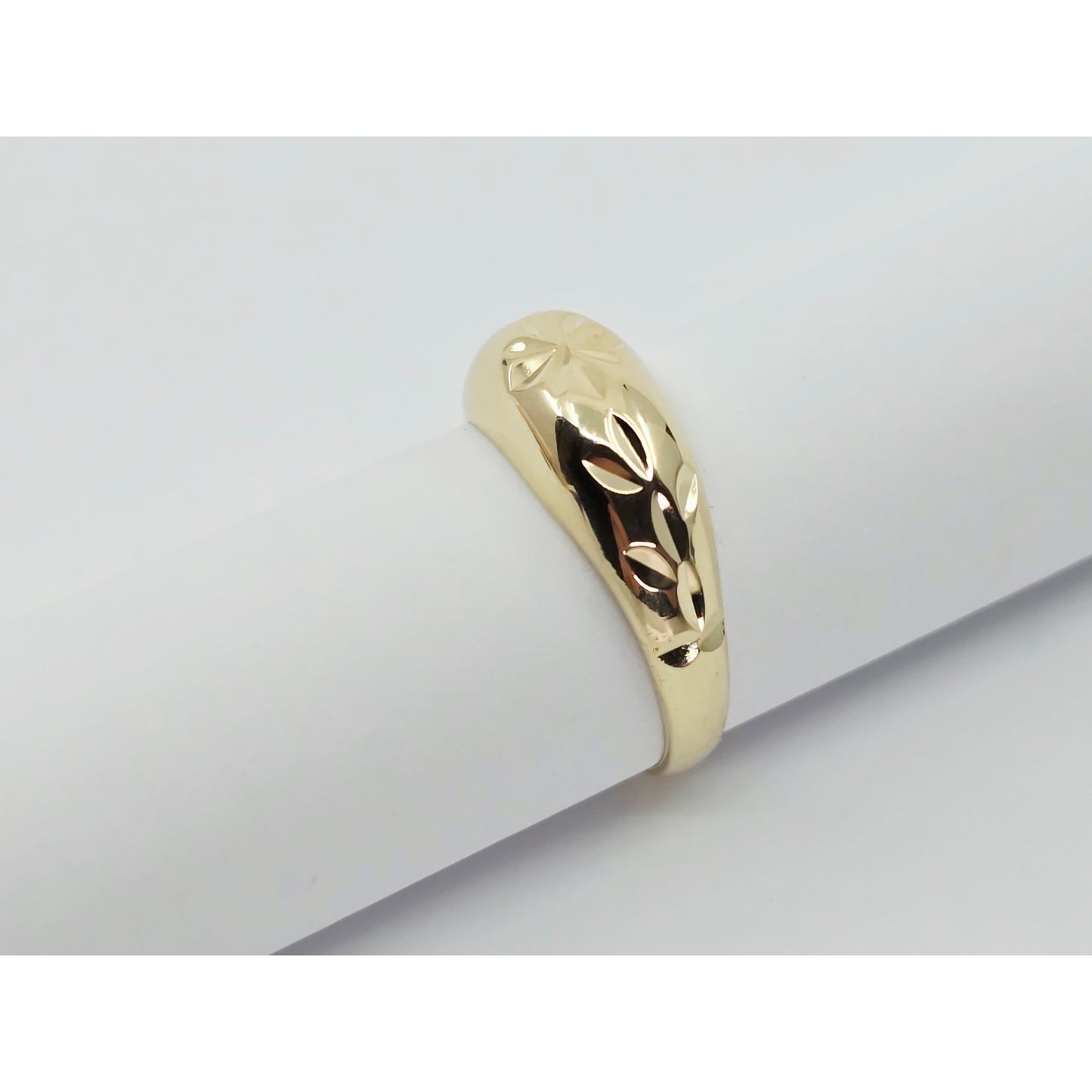14K Yellow Gold Diamond Cut Ring