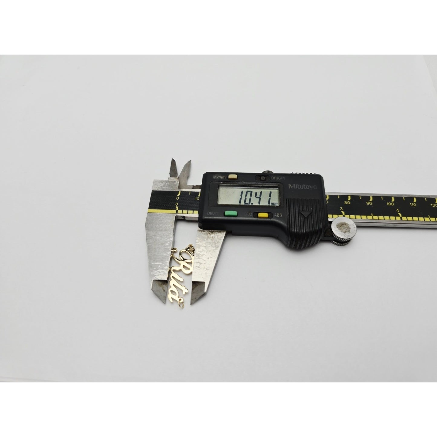 14K Yellow Gold Name Initial " Rita " Charm Pendant