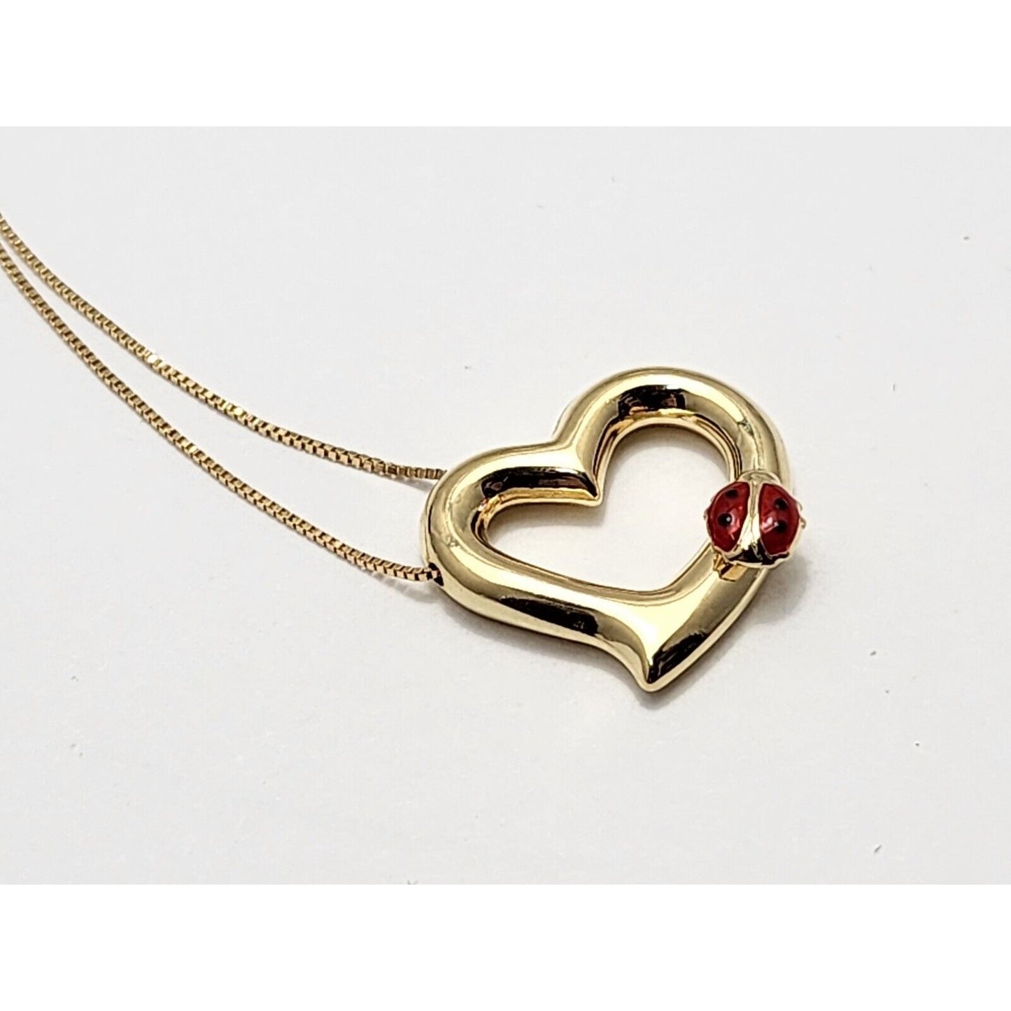 14K Yellow Gold Open Heart Ladybug Box Link Chain Necklace