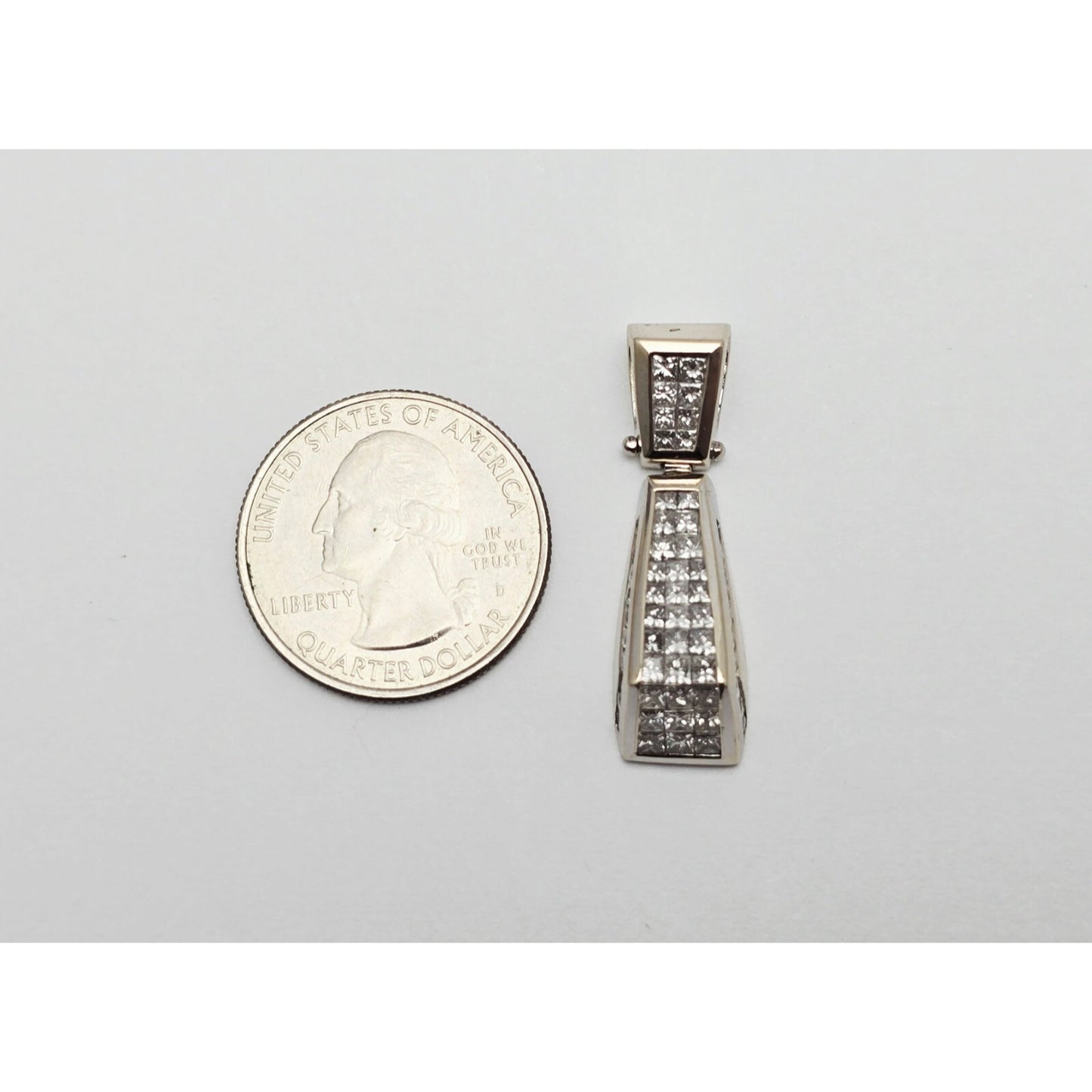 18K White Gold Princess Cut Invisible Setting Diamond Charm Pendant