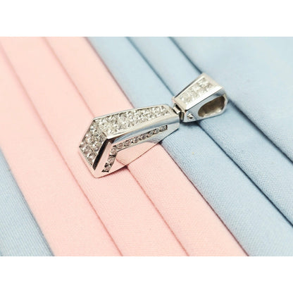 18K White Gold Princess Cut Invisible Setting Diamond Charm Pendant