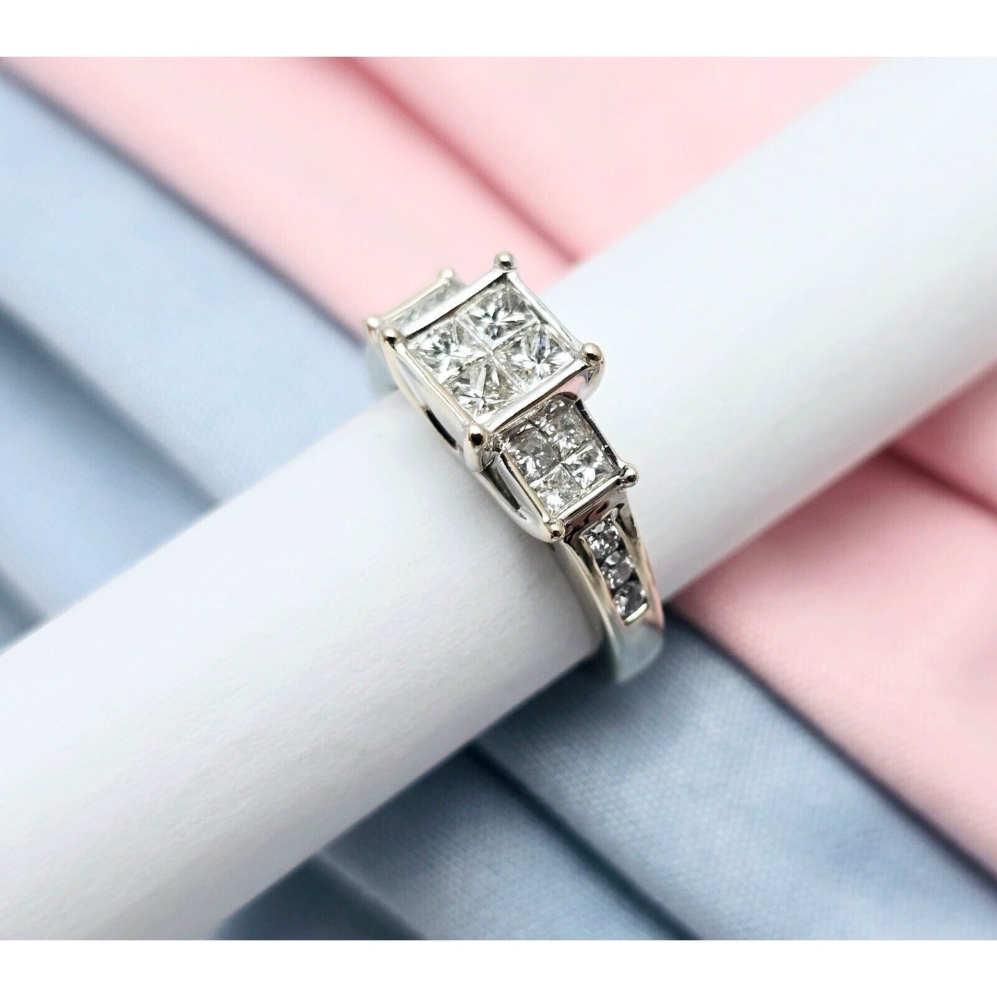 14K White Gold 1ct Princess Cut Diamond Engagement Ring