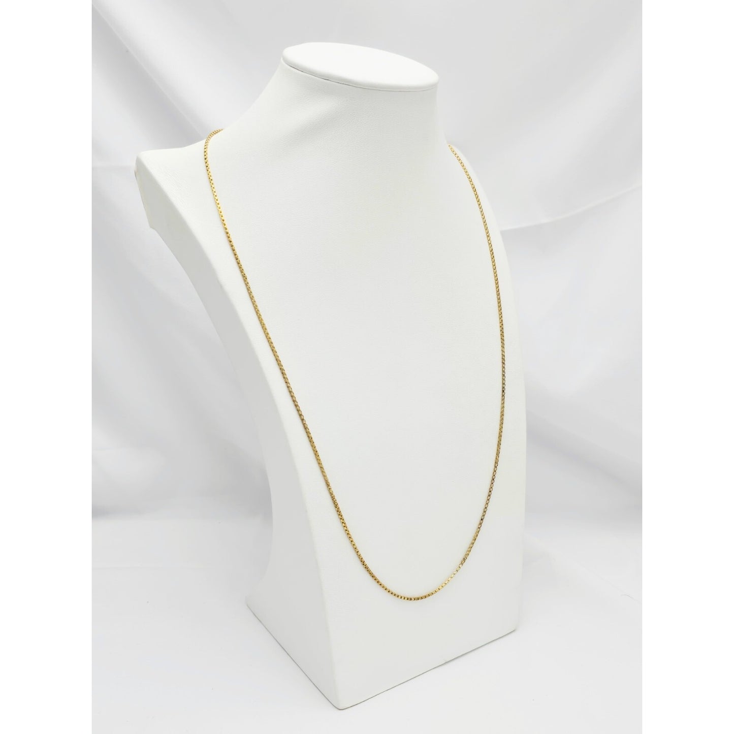 14K Yellow Gold Box Link Chain Necklace