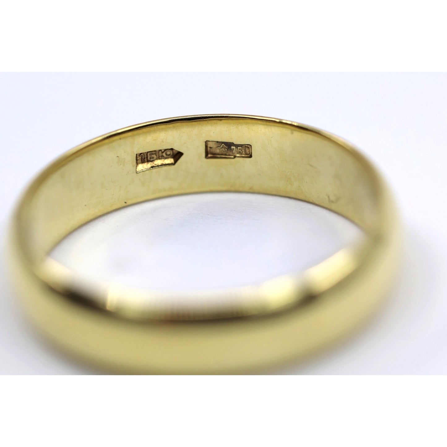 18K Yellow Gold Polished Wedding Band Ring