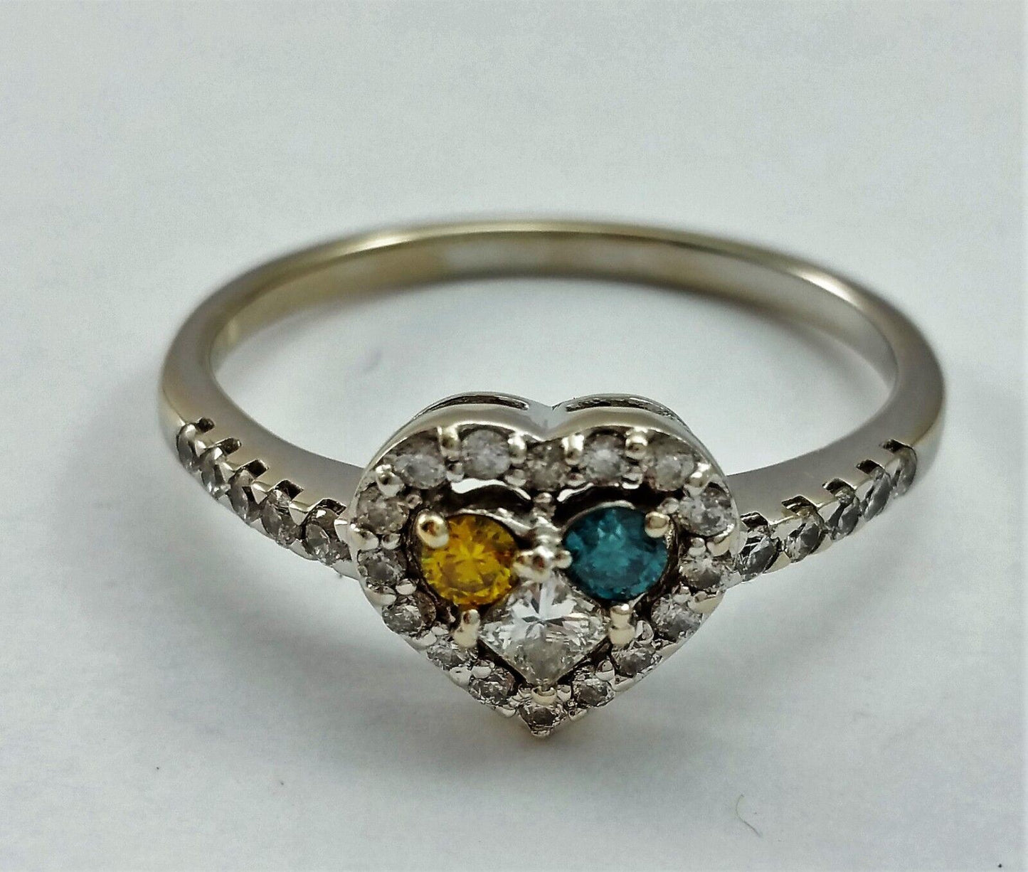 18K White Gold Designer Ring With Colored Diamonds