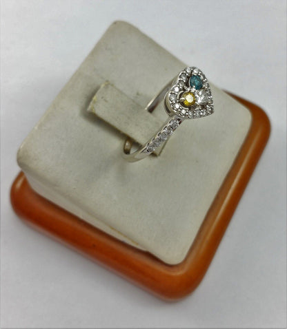 18K White Gold Designer Ring With Colored Diamonds