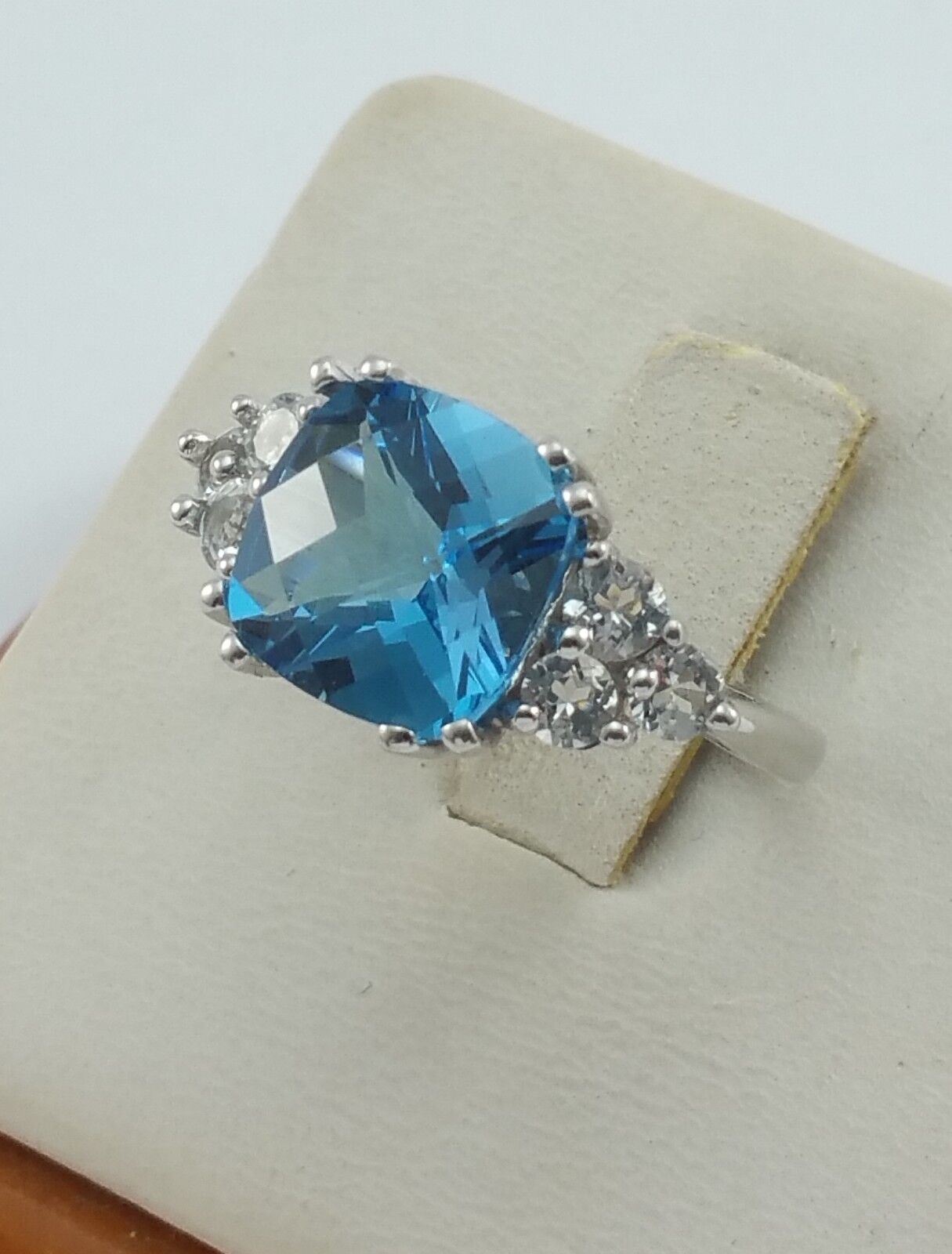 10K White Gold Blue Topaz & Cubic Zirconia Ring