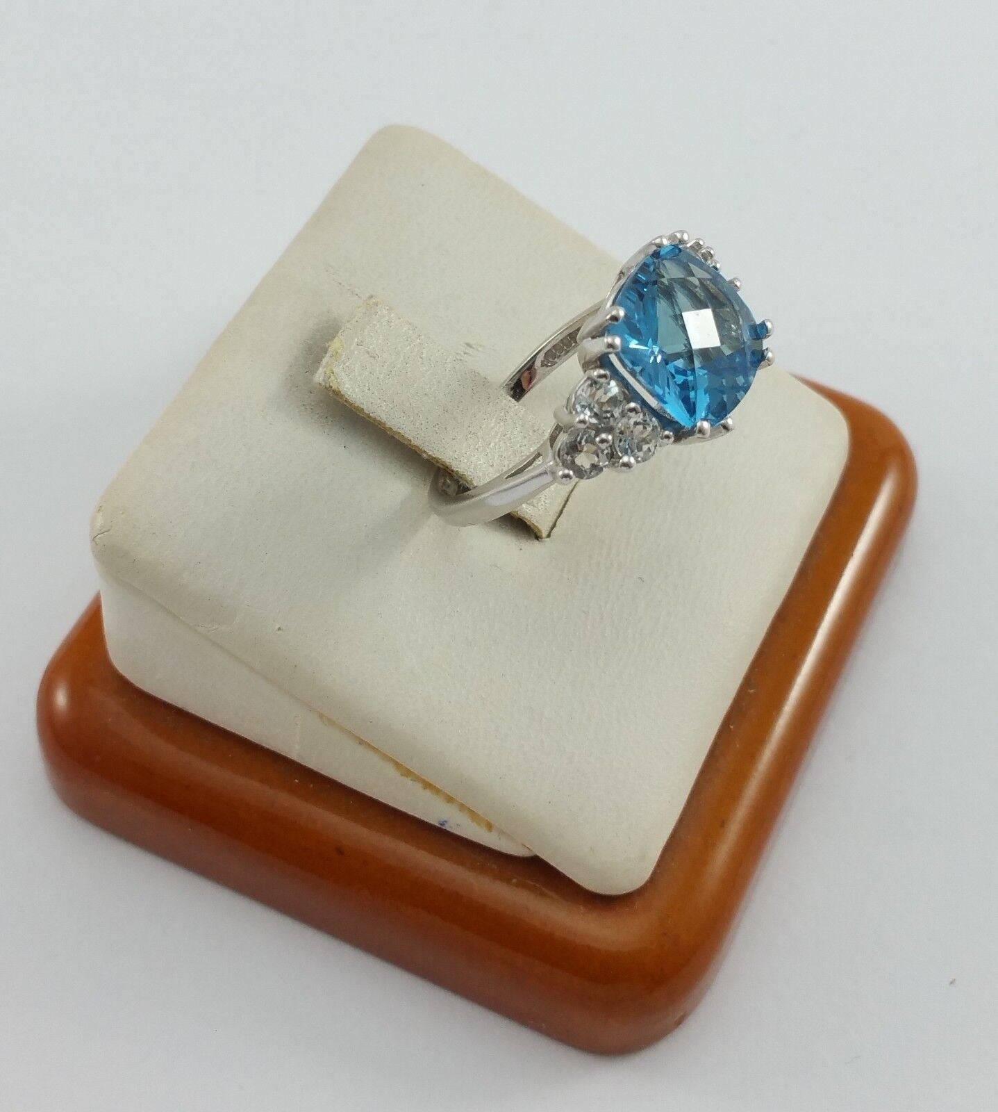 10K White Gold Blue Topaz & Cubic Zirconia Ring