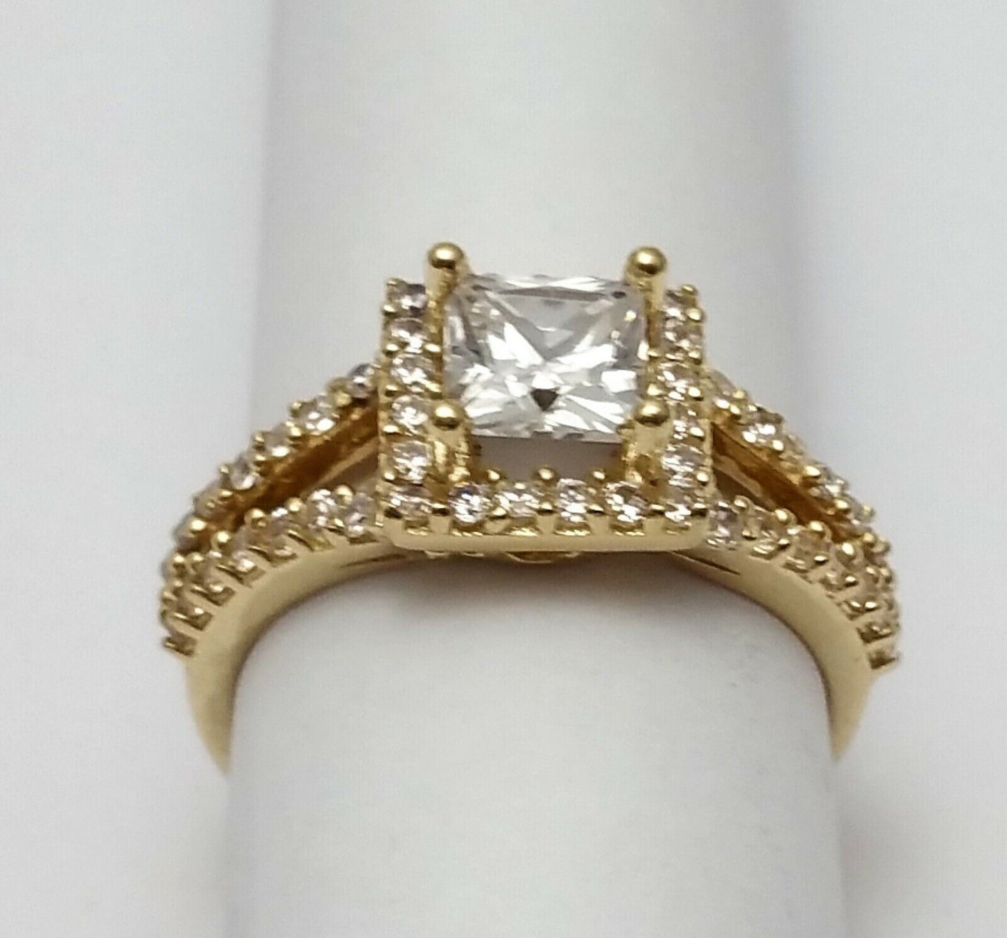 14K Solid Yellow Gold Cubic Zirconia Engagement Ring