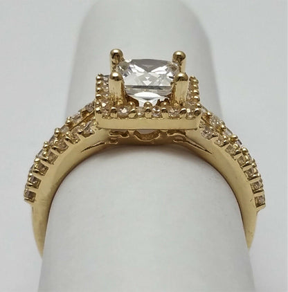 14K Solid Yellow Gold Cubic Zirconia Engagement Ring