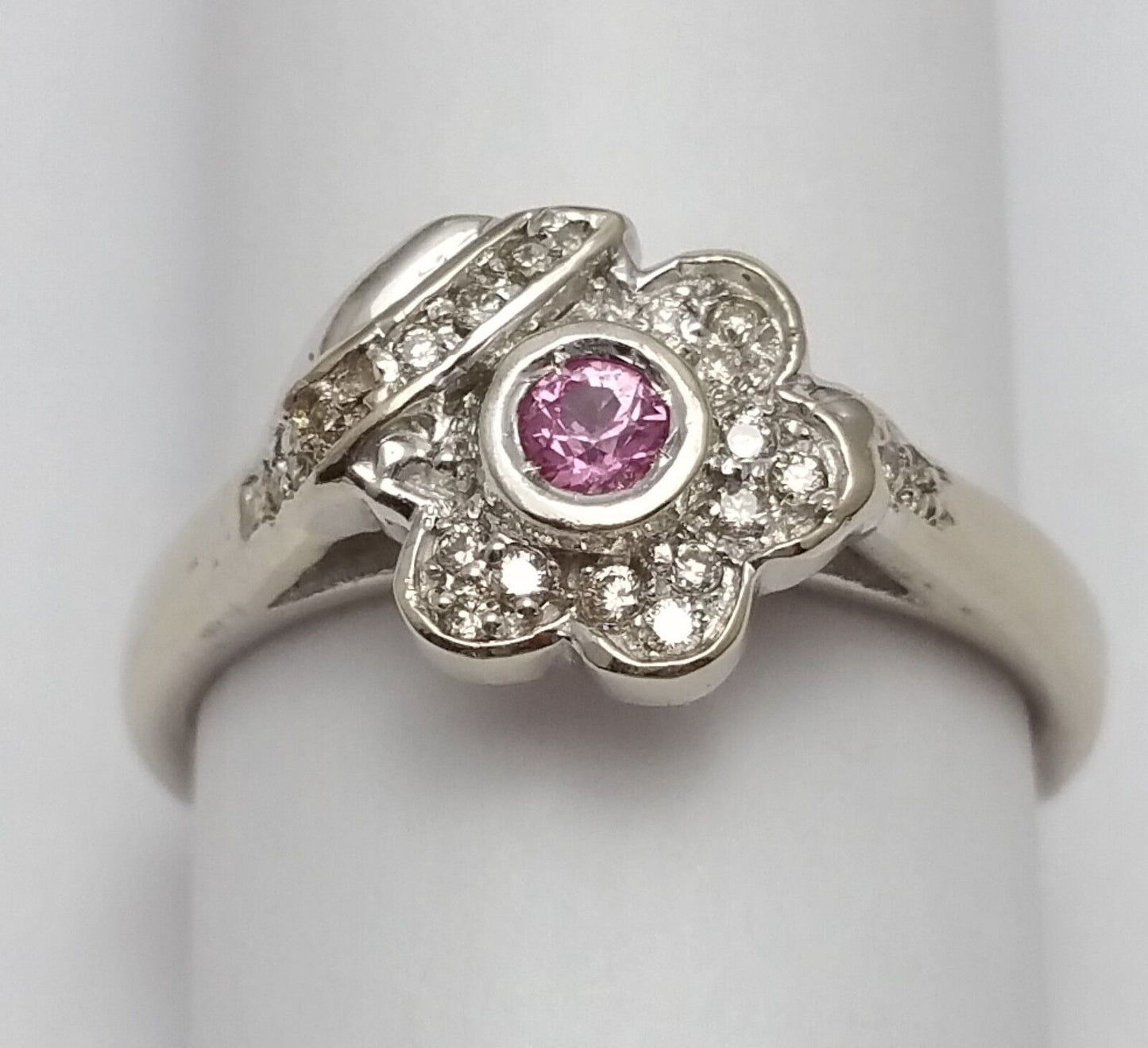 14K White Gold Ring with Tourmaline & Diamonds