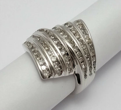 10K White Gold Ladies Designer Ring w/ Cluster of Diamonds