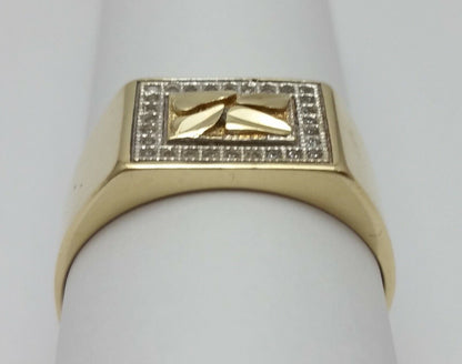 10K Solid Yellow Gold Cubic Zirconia Ring