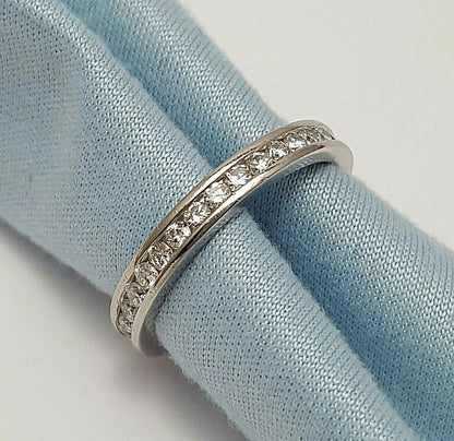 Exquisite Solid Designer Platinum Diamond Eternity Engagement Wedding Ring Band