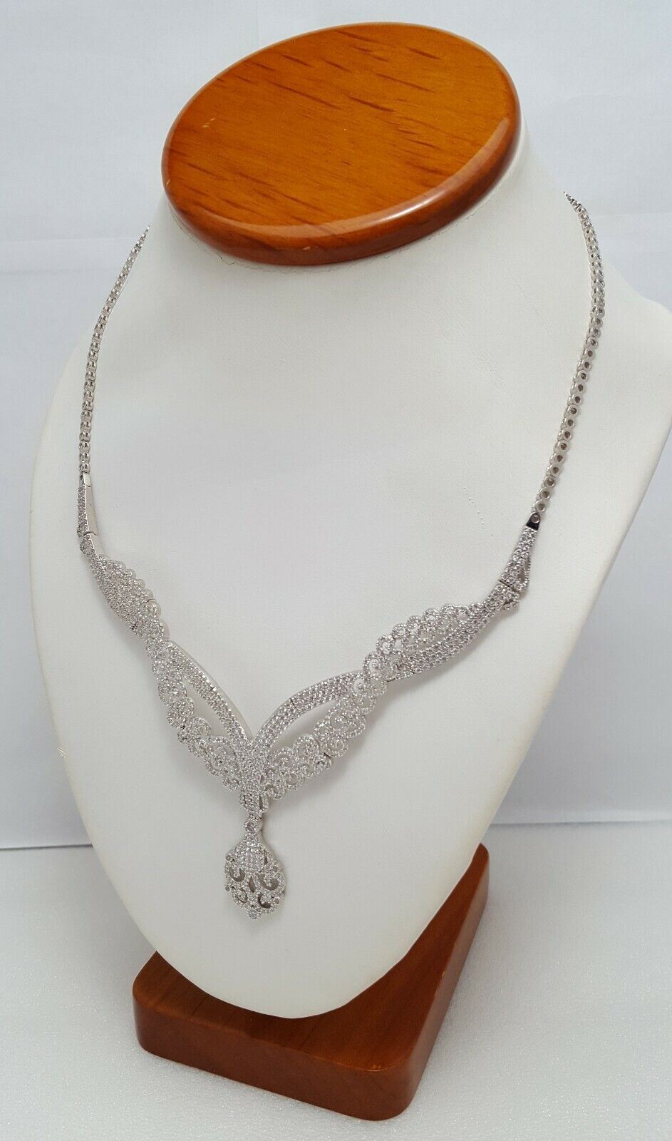 18K White Gold Link Chain Necklace with Cubic Zirconia's