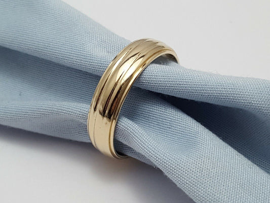 14K Yellow Gold Designer Wedding Ring Band Size 10.75