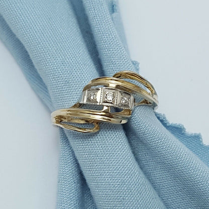 14K Solid Yellow Gold Designer Ring With Diamonds