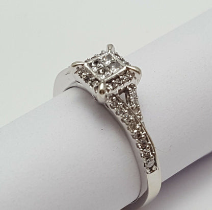 14K White Gold Ladies Heart Diamond Cluster Ring