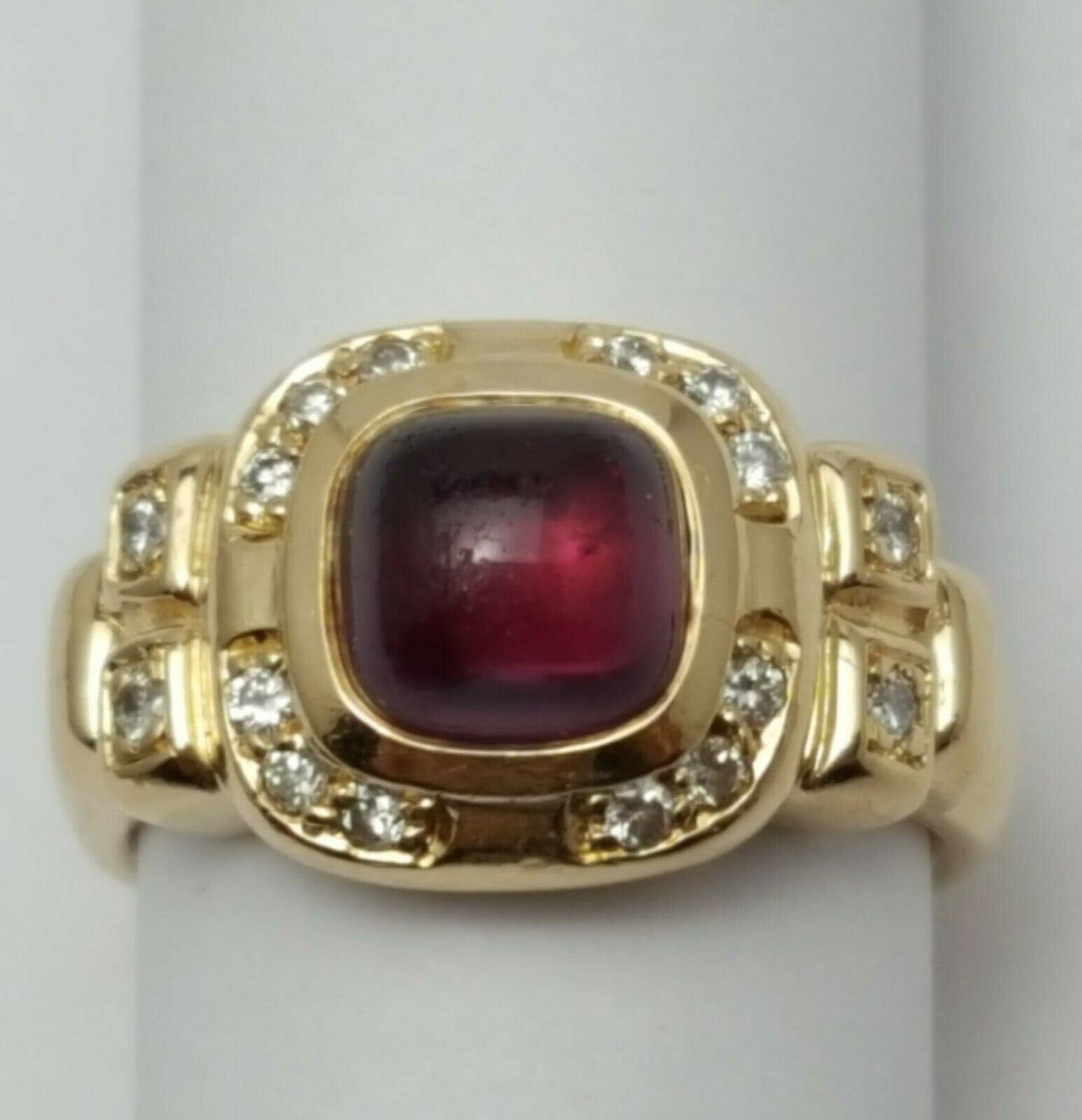 14K Solid Yellow Gold Ladies Cabochon Amethyst & Diamond Ring