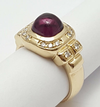 14K Solid Yellow Gold Ladies Cabochon Amethyst & Diamond Ring