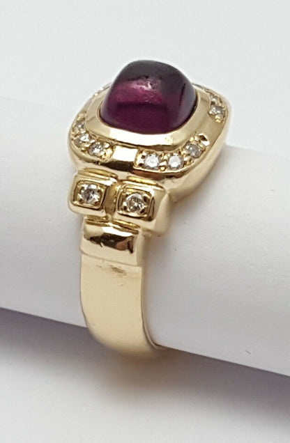 14K Solid Yellow Gold Ladies Cabochon Amethyst & Diamond Ring