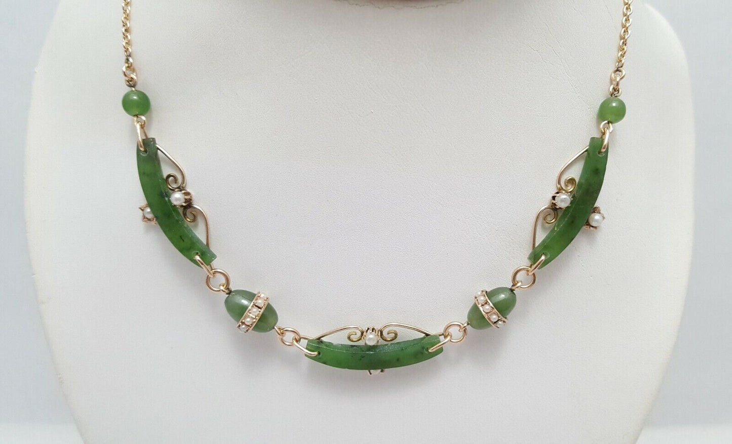 9K Yellow Gold English Jade & Pearl Link Chain Necklace