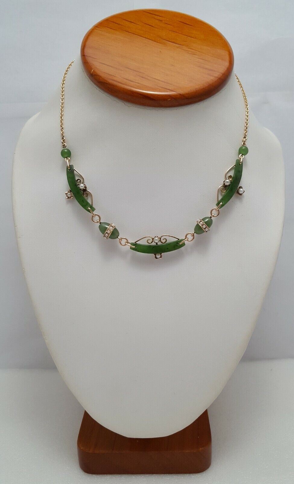 9K Yellow Gold English Jade & Pearl Link Chain Necklace