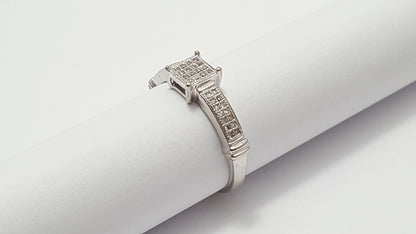 10K Solid White Gold Designer Diamond Ring