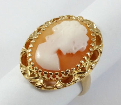 14K  Solid Yellow Gold Designer Cameo Ring