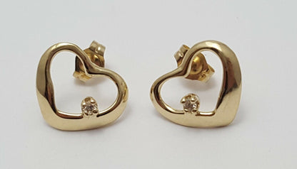 14K Yellow Gold Designer Stud Heart Earrings with Diamonds