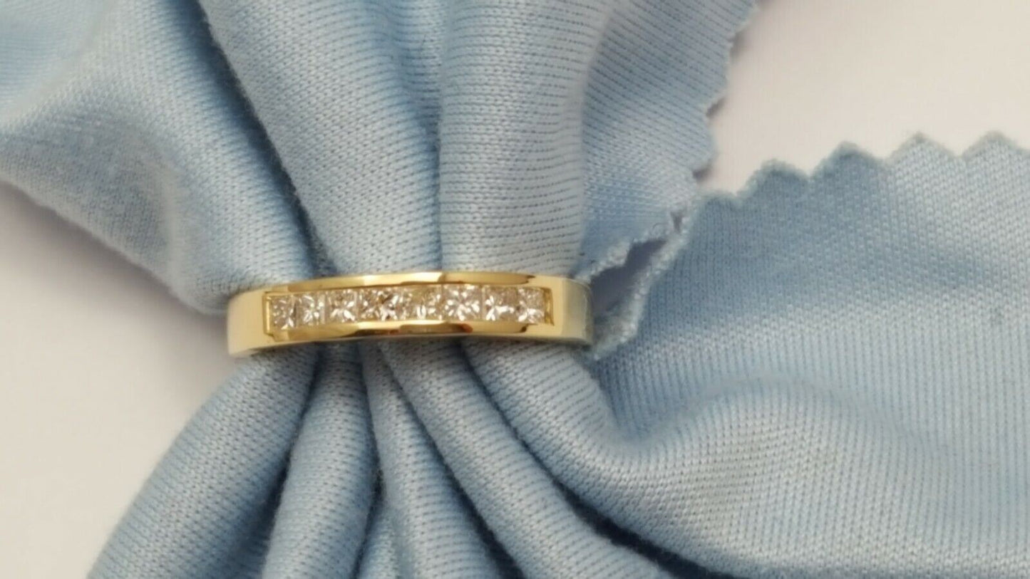 18K Yellow Gold Princess Cut Diamond Engagement Ring Band