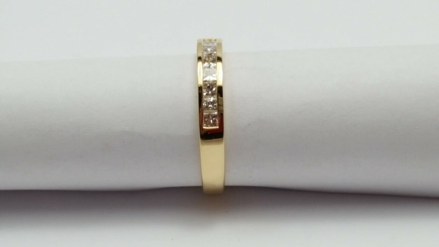 18K Yellow Gold Princess Cut Diamond Engagement Ring Band