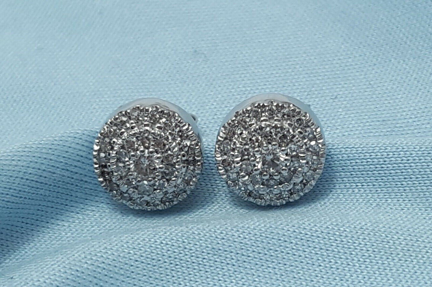 10K White Gold Designer Round Diamond Stud Earrings & Backings