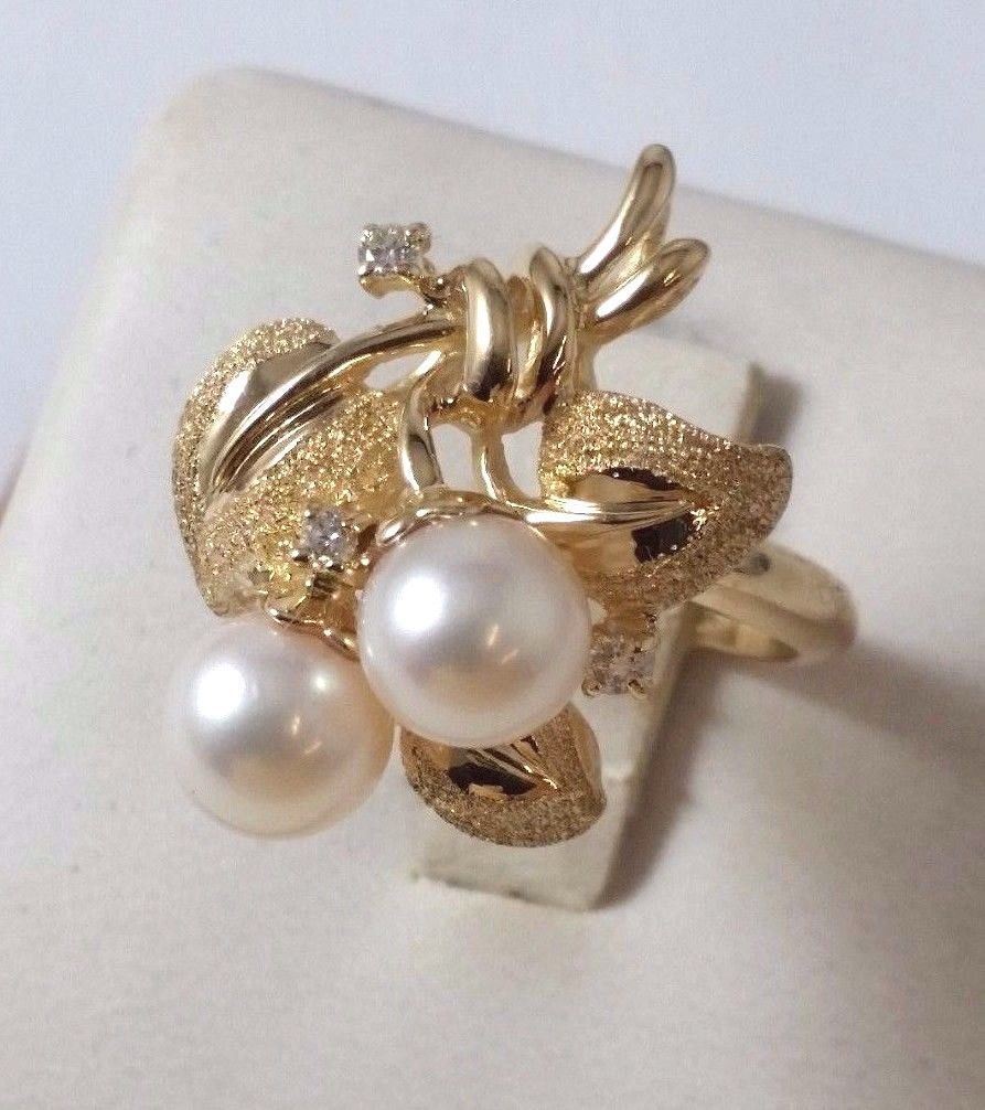 14K Solid Yellow Gold Designer Pearl & Diamond Ring