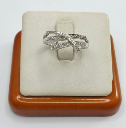 10K Solid White Gold Ladies Designer Ring With Diamonds