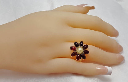 14K Solid Yellow Gold Ladies Designer Flower Garnet & Pearl Ring