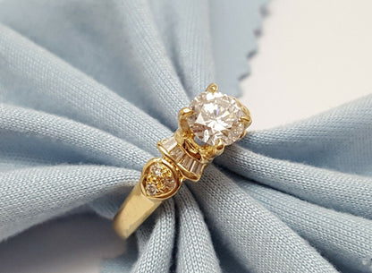 Exquisite 18K Karat Solid Yellow Gold Solitaire Diamond Wedding Engagement Ring