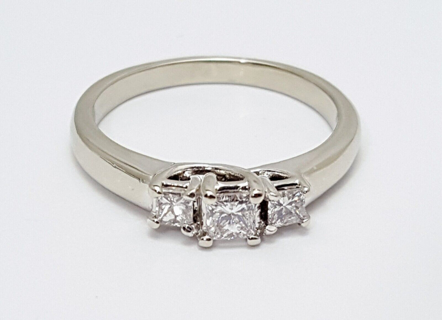 14K Solid White Gold Designer Princess Cut Diamond Engagement Ring