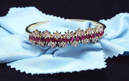 Beautiful 14K Karat Solid Yellow Gold Designer Ruby & Diamond Bangle Bracelet