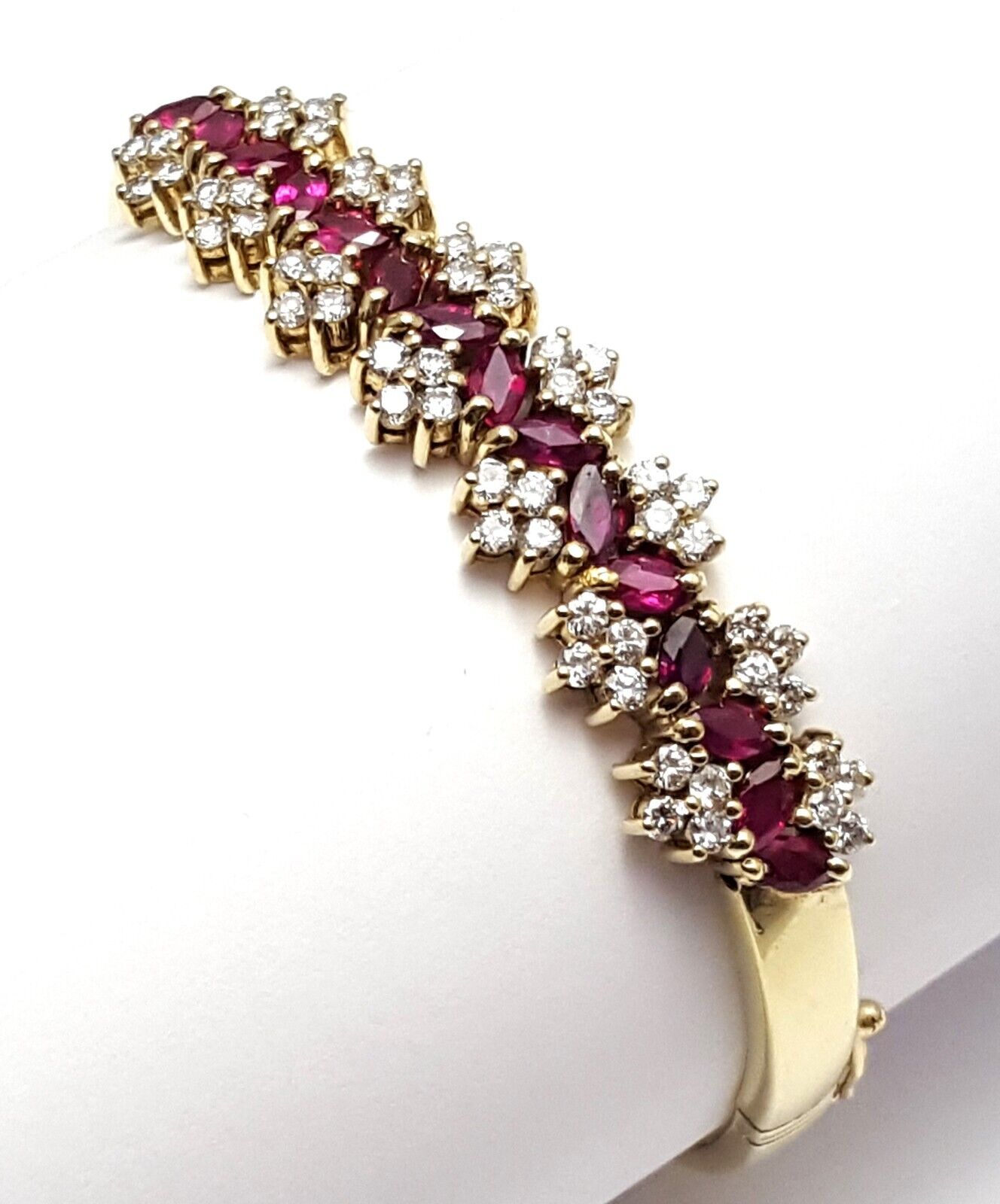 Beautiful 14K Karat Solid Yellow Gold Designer Ruby & Diamond Bangle Bracelet