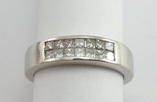 Exquisite Solid Platinum Wedding Ring Band With Diamonds